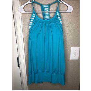 Lululemon turquoise workout top with built in bra